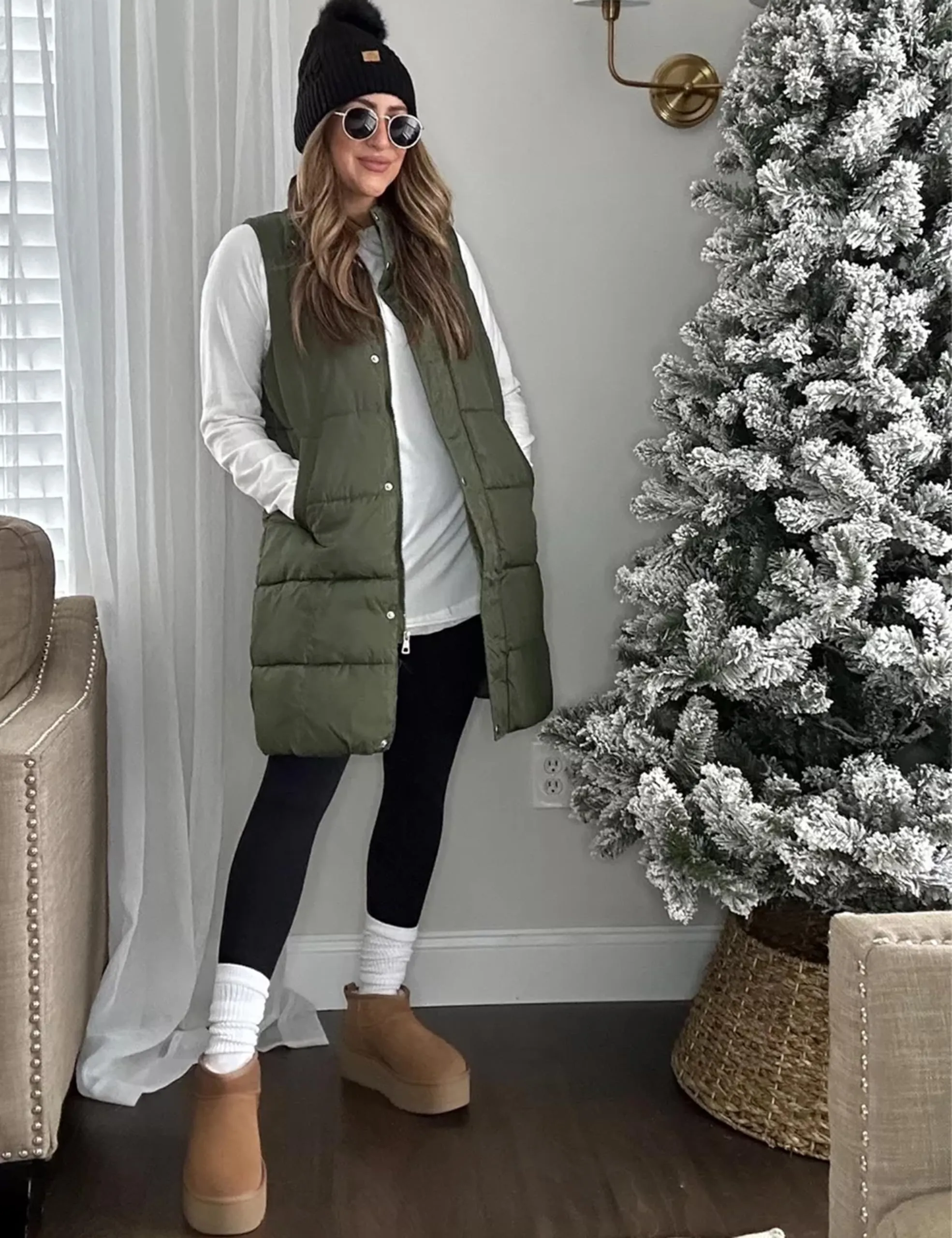 Beige Women's Long Puffer Vest Casual Sleeveless Puffy Jacket - Tanming