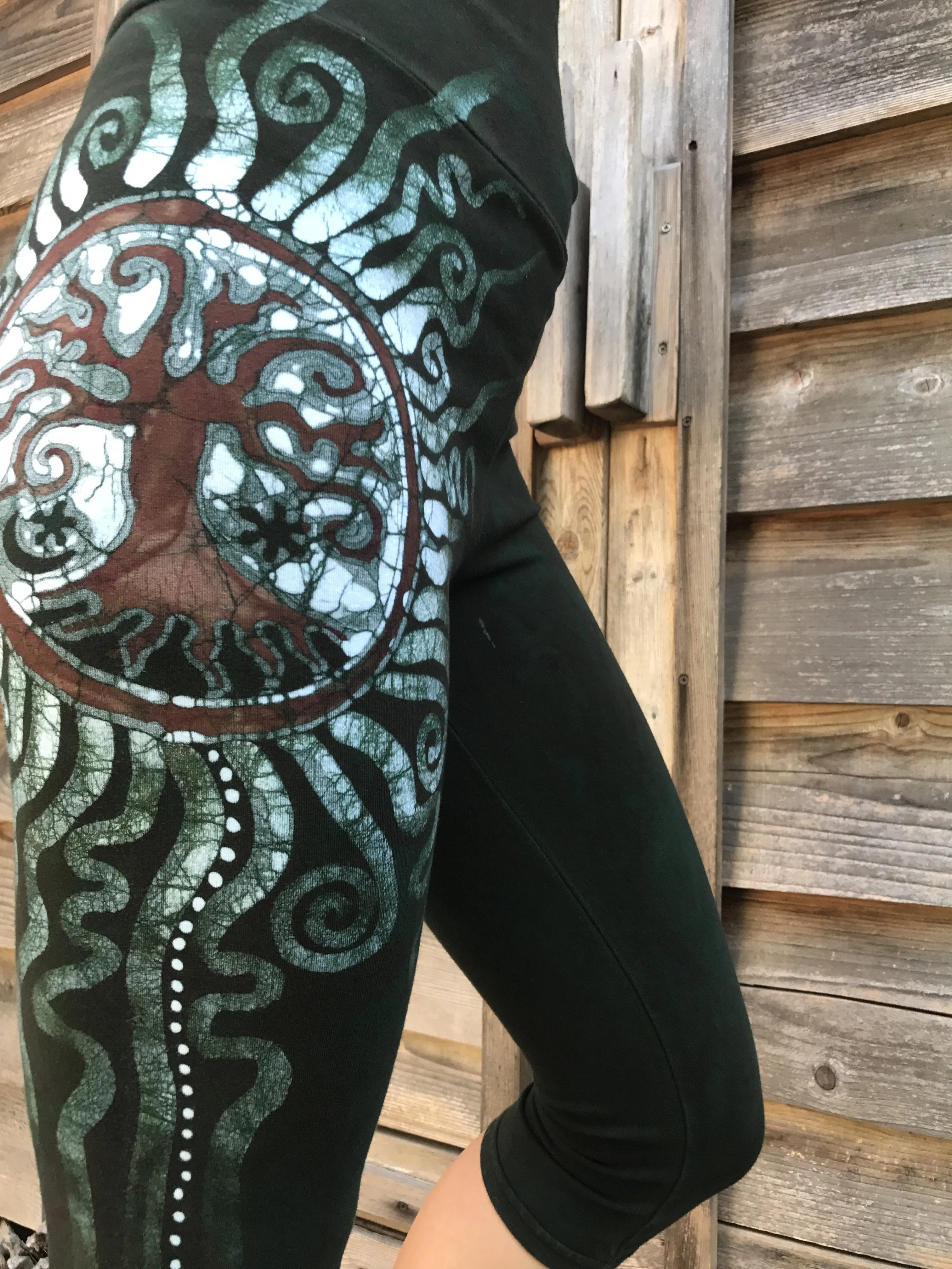 Forest Green Tree Batik CAPRI Pants