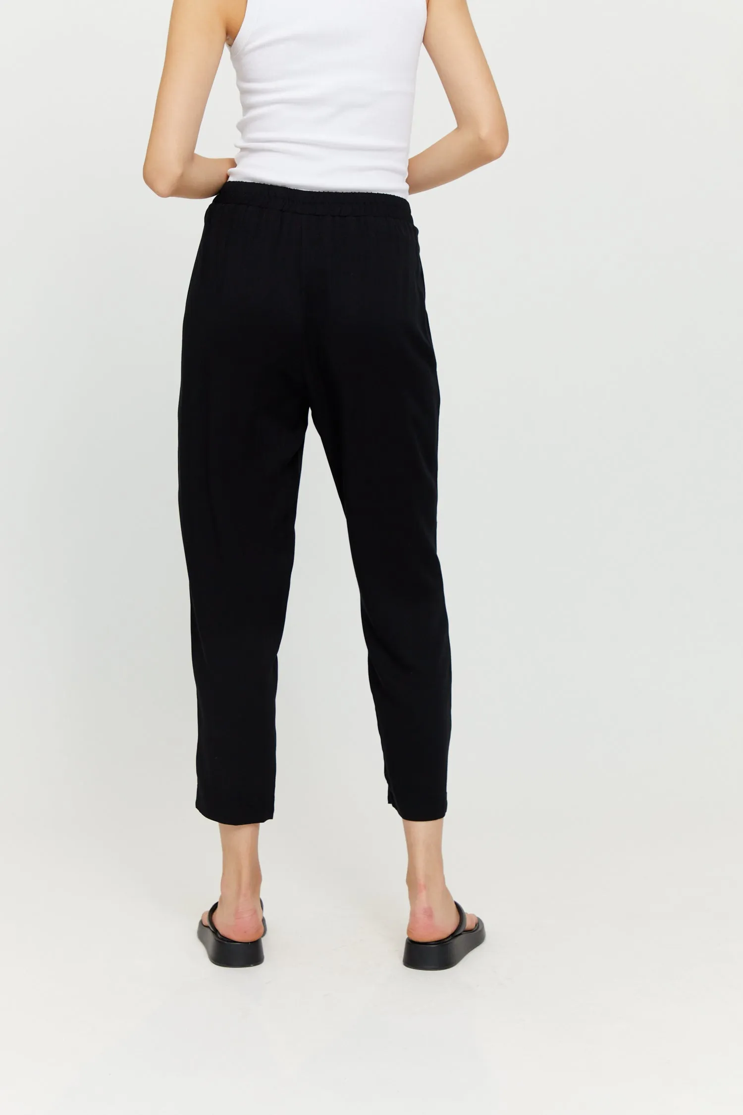 Gilya Pants Black