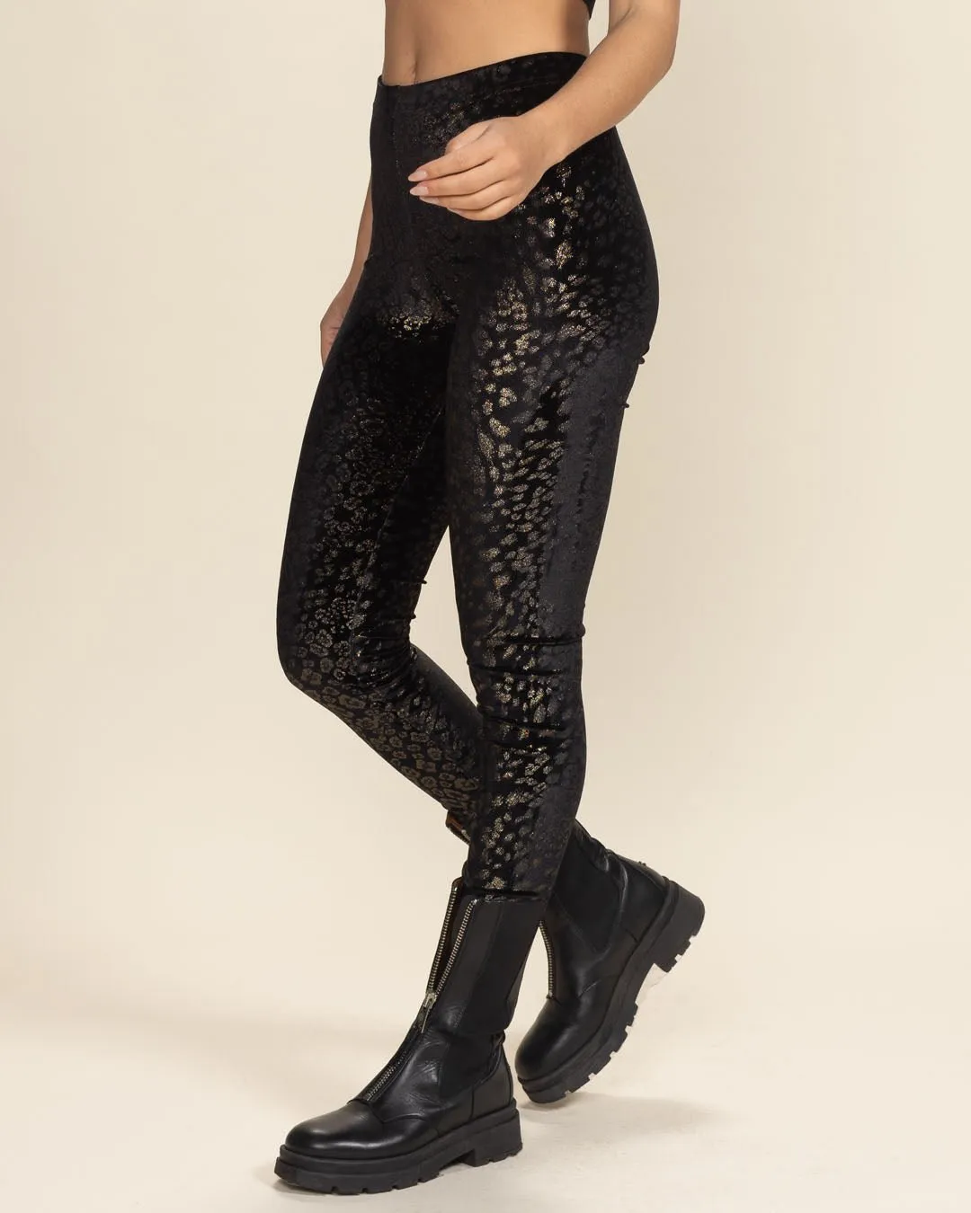 Golden Floral Cheetah Foil Velvet Leggings | Women's