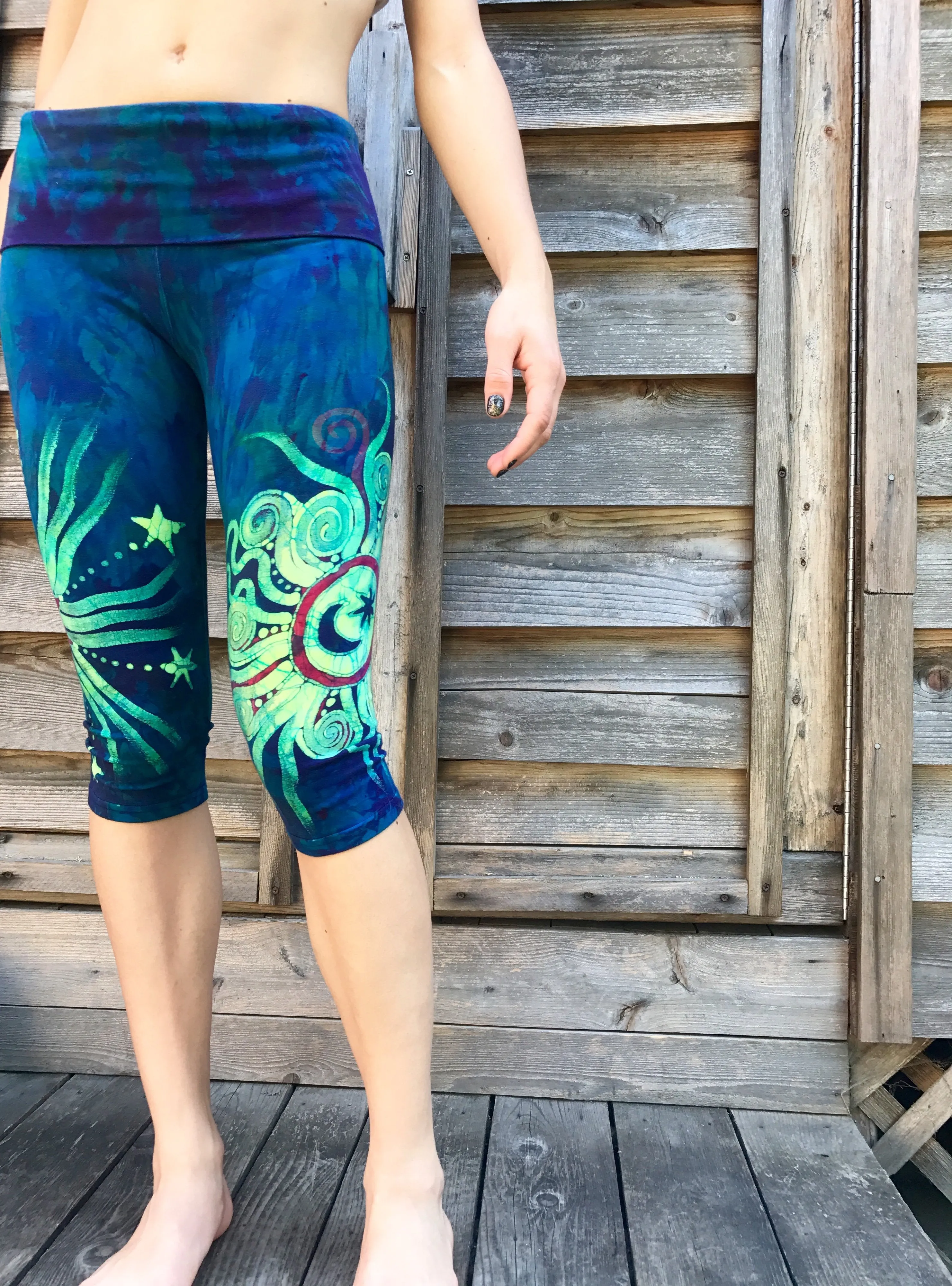 Sunrise Moon Star Batik CAPRI Pants