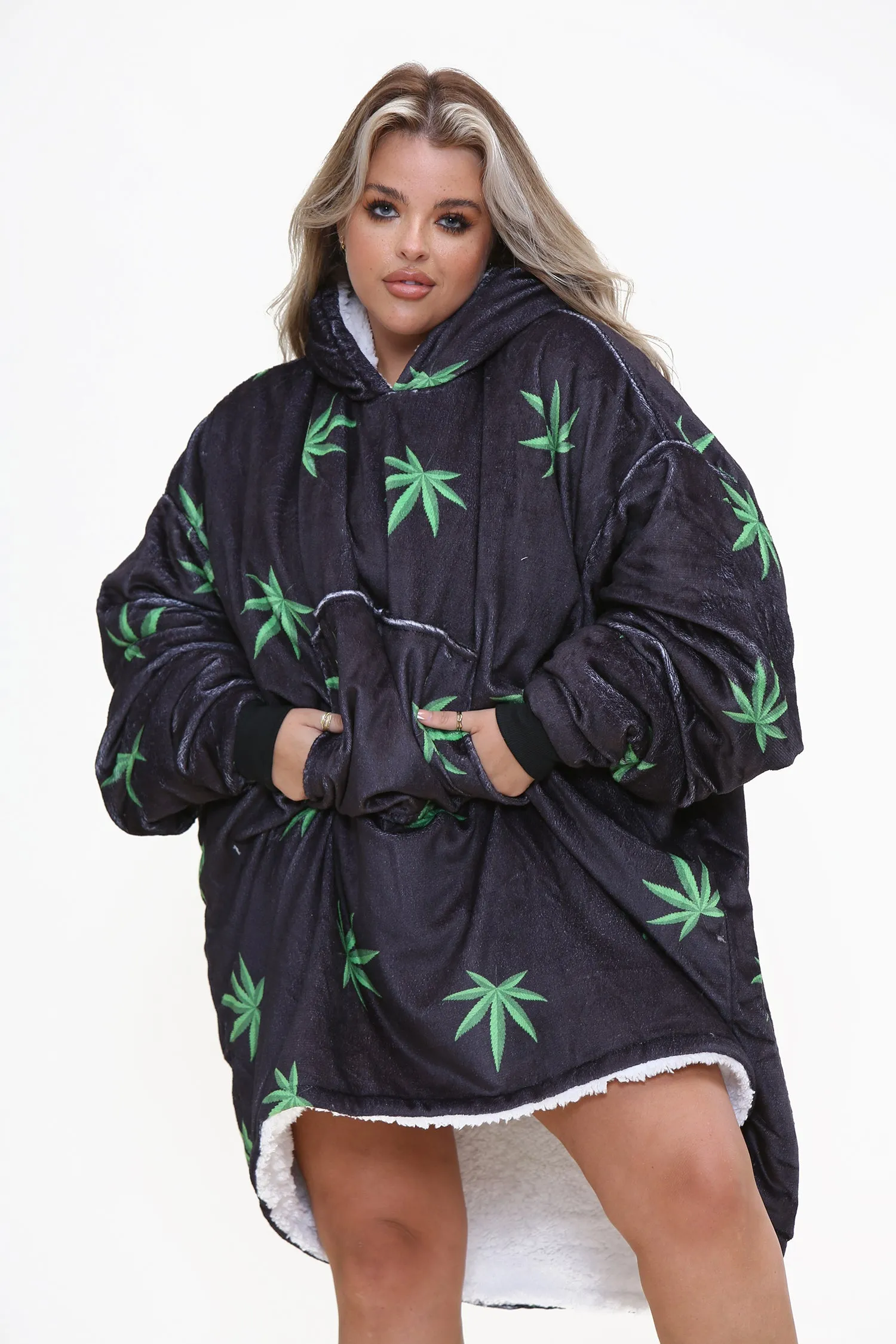 Weed Leaf Hoodie Black